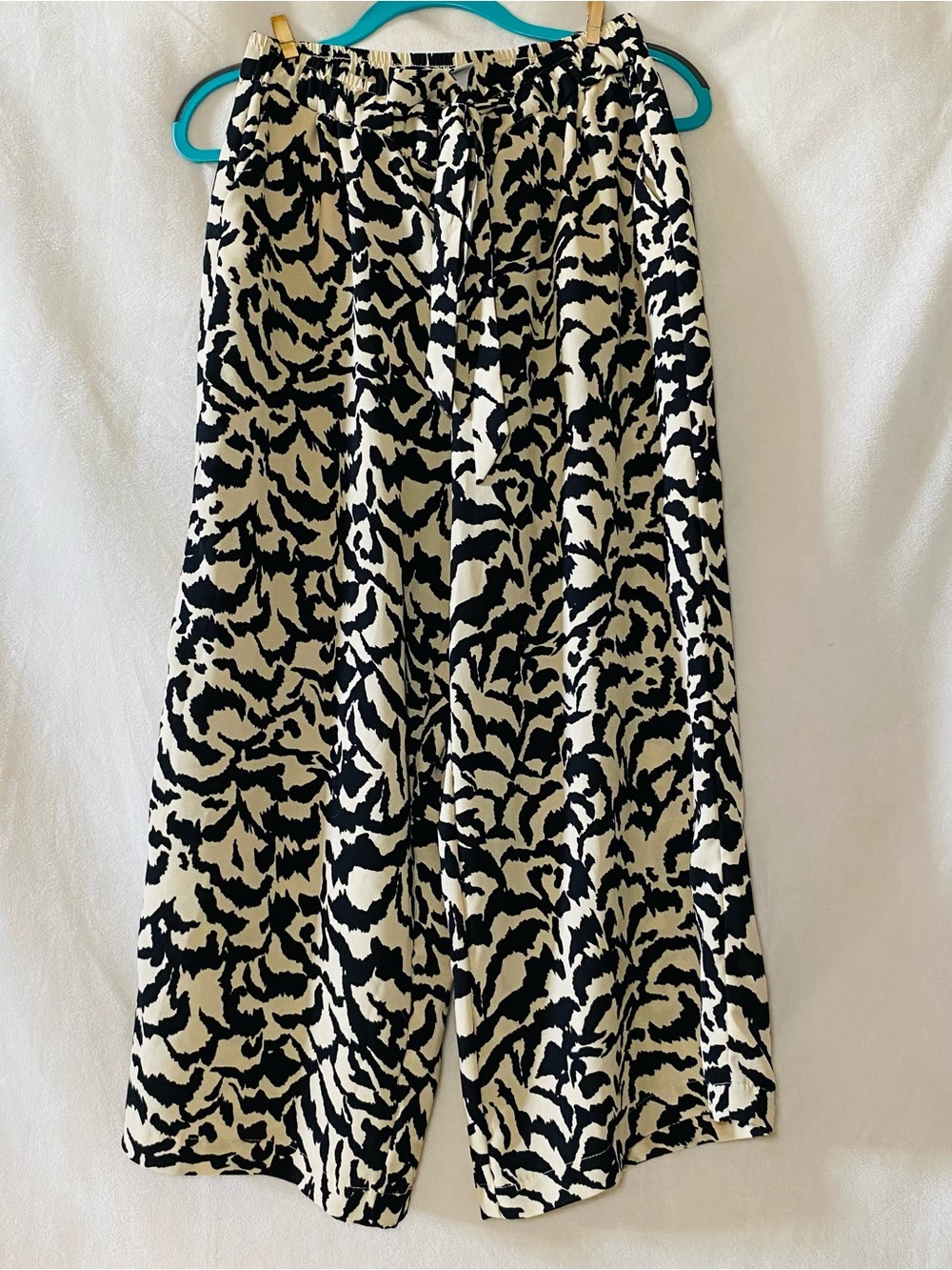 Joie Black and Cream Printed Wide-Leg Pants